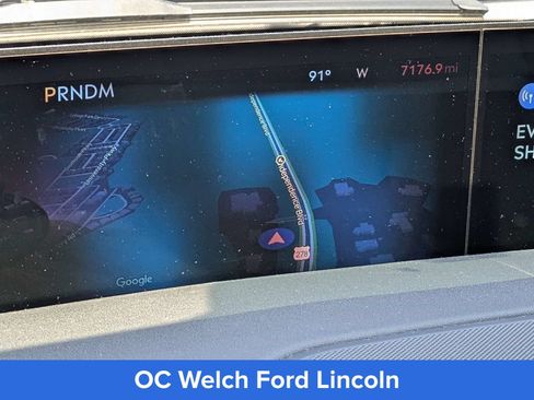 Certified 2025 Lincoln Navigator Reserve AWD/4WD image 15