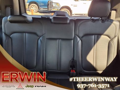 Used 2022 Jeep Wagoneer Series II w/ Premium Group I image 5