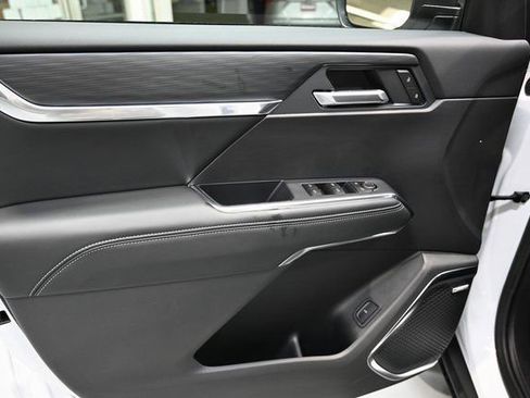 New 2026 GMC Acadia Elevation w/ Elevation Premium Package FWD image 24