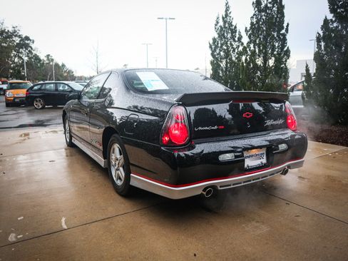 Used 2002 Chevrolet Monte Carlo SS w/ Pace Car Replica Pkg image 8