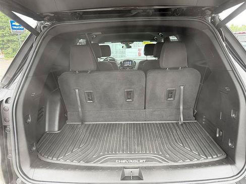 Used 2023 Chevrolet Traverse LT w/ Midnight/Sport Edition AWD/4WD image 27