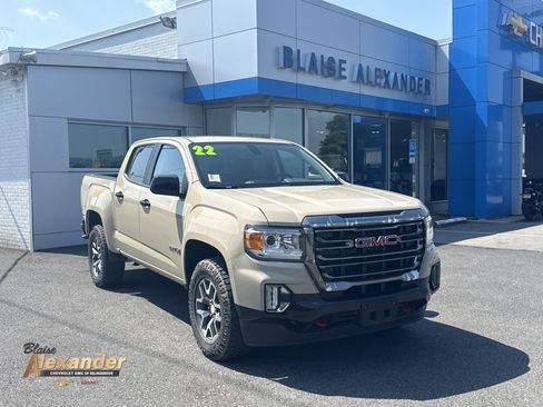 Used 2022 GMC Canyon AT4 w/ Trailering Package AWD/4WD image 1