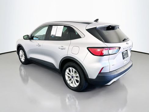 Used 2020 Ford Escape SE FWD image 5