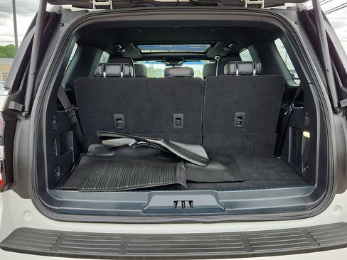 Used 2023 Ford Expedition Limited AWD/4WD image 28