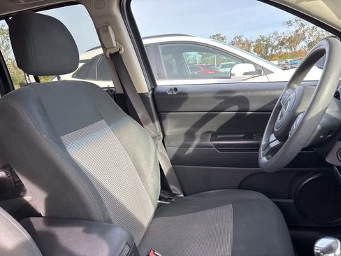 Used 2013 Jeep Compass Sport image 7