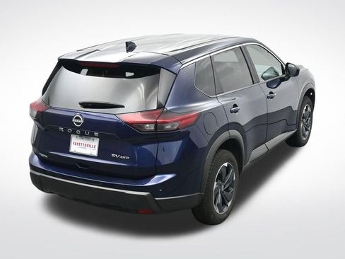 Used 2024 Nissan Rogue SV AWD/4WD image 25