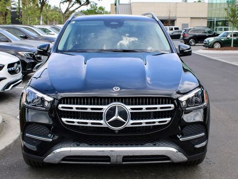 Used 2024 Mercedes-Benz GLE 450e 4MATIC image 2