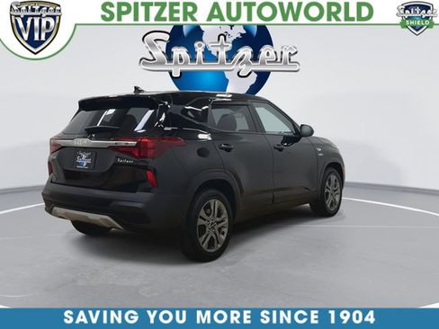 Used 2023 Kia Seltos LX AWD/4WD image 9