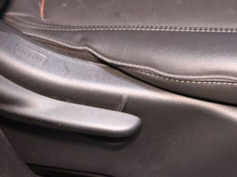 Used 2024 Buick Encore GX Sport Touring image 12