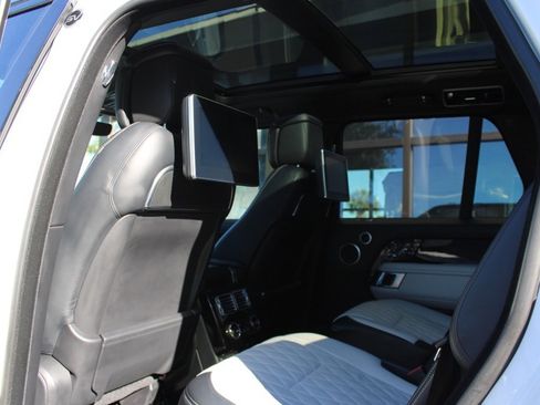Used 2020 Land Rover Range Rover SV Autobiography Dynamic image 42