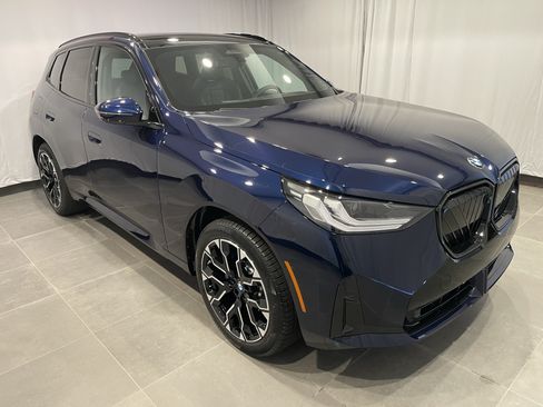 Used 2026 BMW X3 xDrive30i w/ Premium Package AWD/4WD image 3