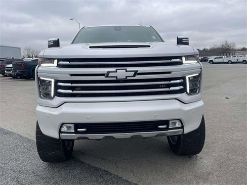 Used 2022 Chevrolet Silverado 2500 LTZ w/ LTZ Plus Package image 10
