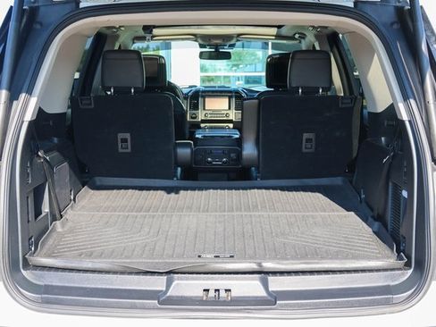 Used 2021 Ford Expedition Platinum image 10