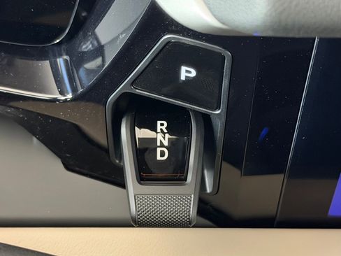 New 2026 Porsche Macan Electric image 23