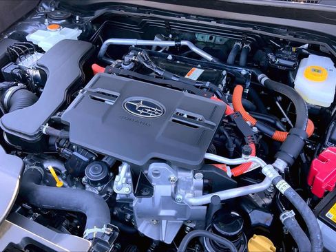 Used 2025 Subaru Forester Limited image 33