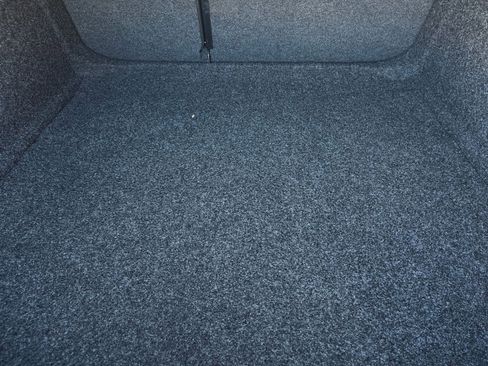 Used 2025 Volkswagen Jetta SE image 31