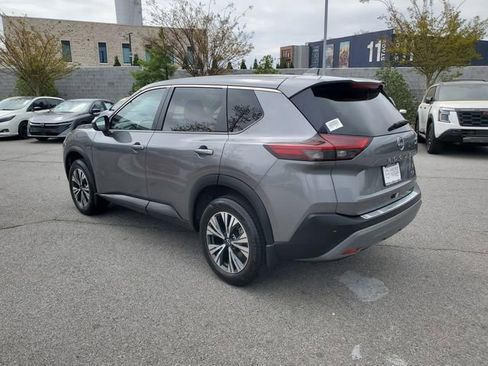 Certified 2023 Nissan Rogue SV FWD image 6