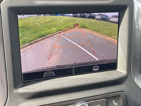 Used 2026 Chevrolet Silverado 1500 Custom image 19