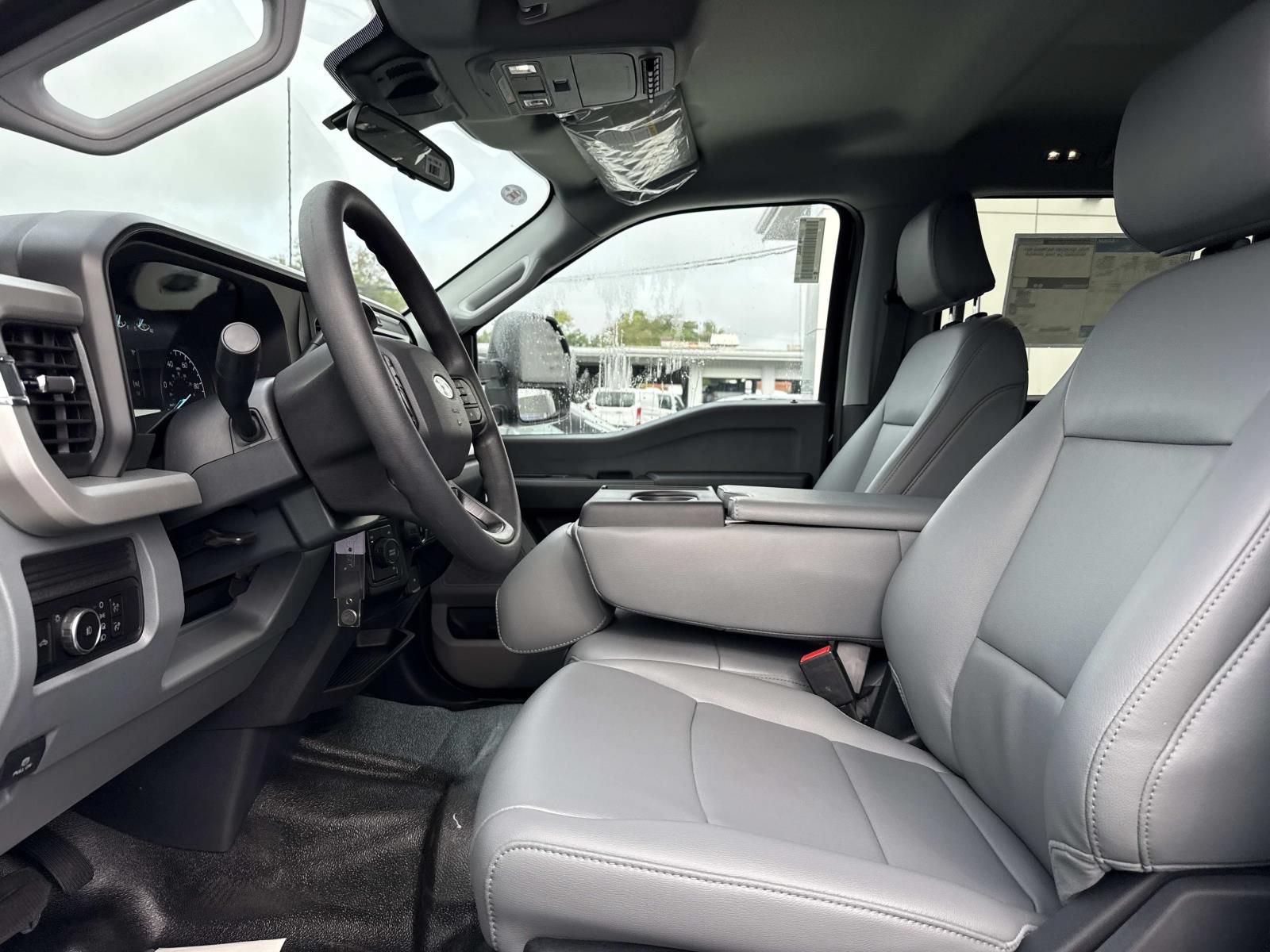 New 2026 Ford F550 4x4 Crew Cab Super Duty image 10