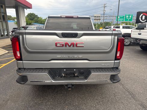 Used 2025 GMC Sierra 1500 SLT AWD/4WD image 8