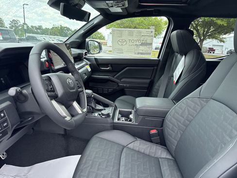 New 2025 Toyota Tacoma 4x4 Double Cab Hybrid image 13