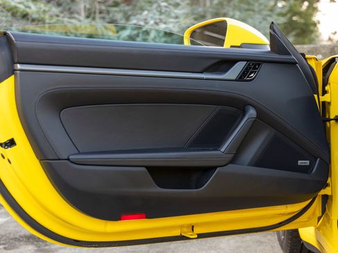 Used 2021 Porsche 911 Carrera S image 21