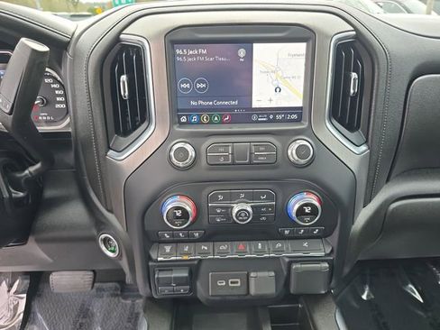 Certified 2022 GMC Sierra 3500 Denali image 14