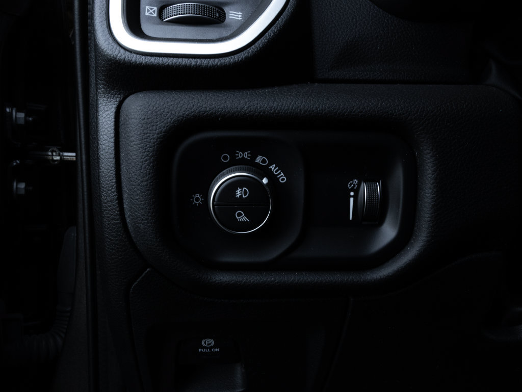 Used 2023 RAM 1500 Big Horn AWD/4WD image 26