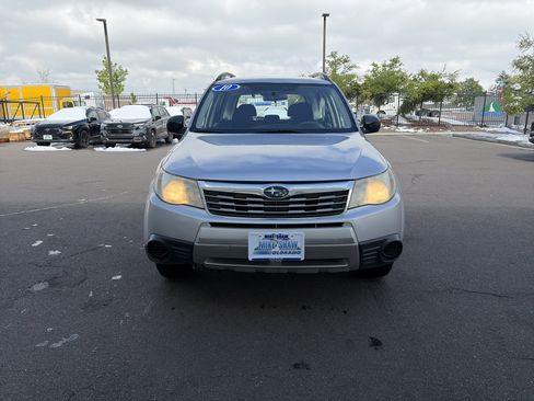 Used 2010 Subaru Forester 2.5X AWD/4WD image 2