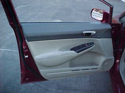 Used 2010 Honda Civic LX image 15