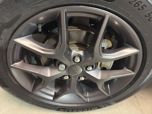 Used 2019 Jeep Grand Cherokee Limited X image 33