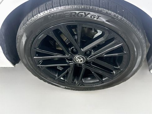 Used 2025 Toyota Camry SE w/ Multimedia Upgrade Package FWD image 11