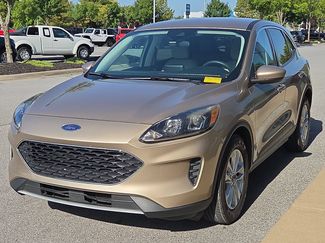Used 2021 Ford Escape SE FWD video 2