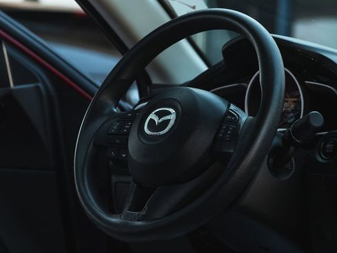 Used 2016 MAZDA MAZDA3 i Sport image 18