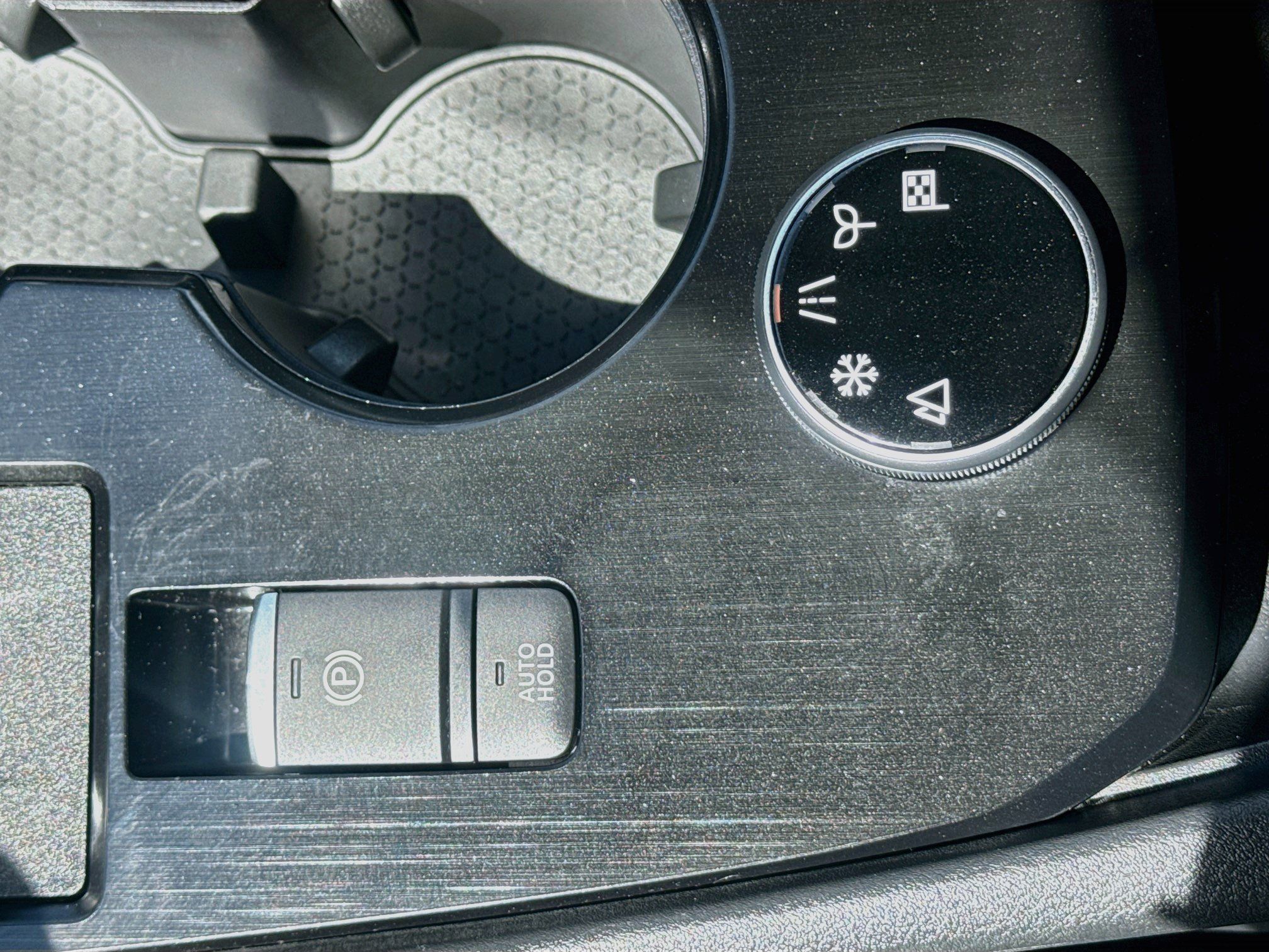 Used 2023 Nissan Rogue S AWD/4WD image 25
