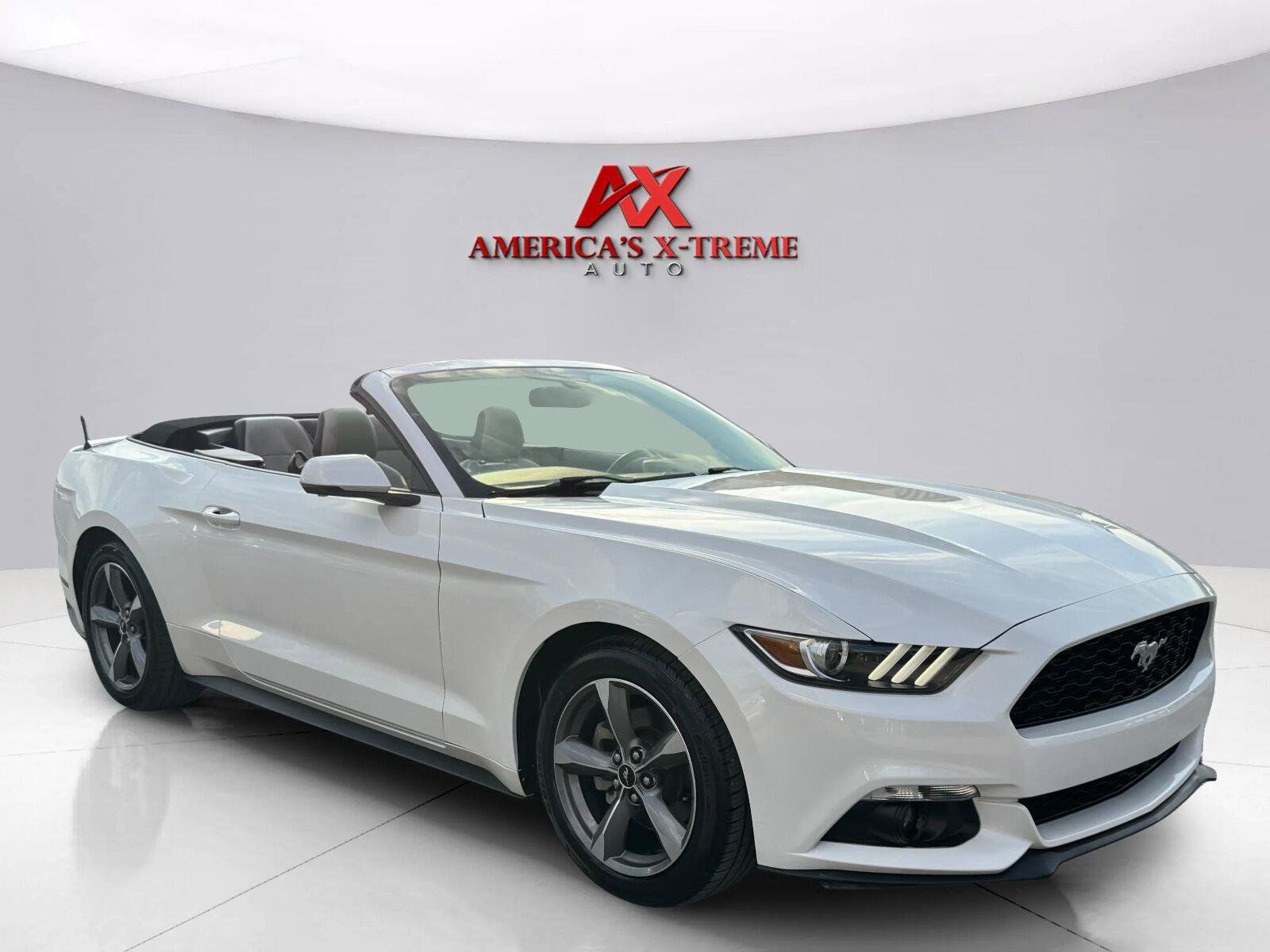 Used 2017 Ford Mustang Premium w/ Equipment Group 201A RWD image 22