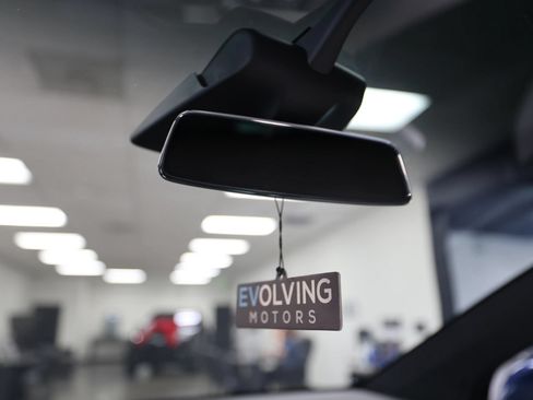 Used 2020 Tesla Model X AWD/4WD image 36