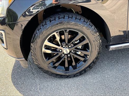 Used 2019 Ford Expedition Max Limited AWD/4WD image 8