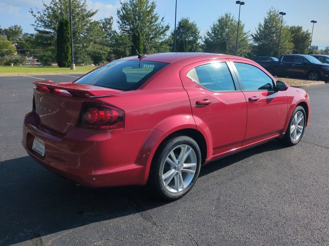 Used 2012 Dodge Avenger SXT Plus FWD image 4