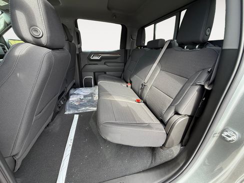 New 2026 Chevrolet Silverado 1500 LT w/ Convenience Package II AWD/4WD image 13