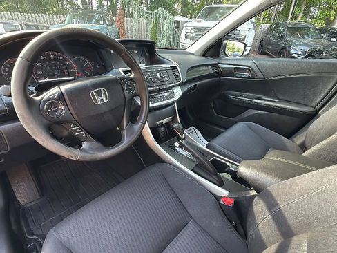 Used 2014 Honda Accord Sport image 15