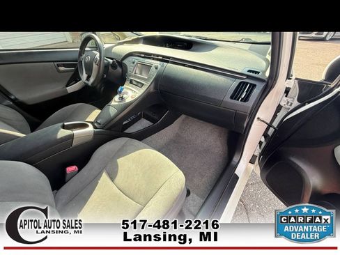 Used 2012 Toyota Prius Two FWD image 18