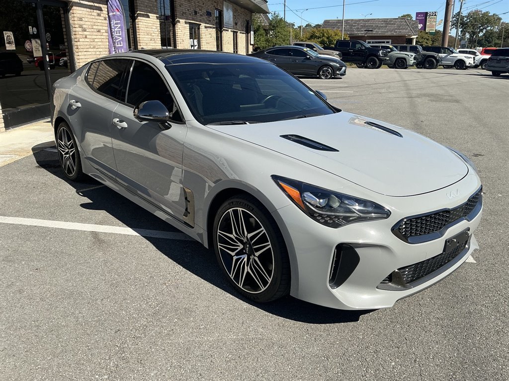 Used 2023 Kia Stinger GT2 AWD/4WD image 8
