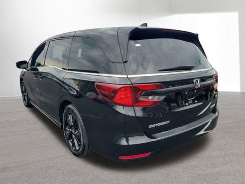 Used 2024 Honda Odyssey Sport image 14