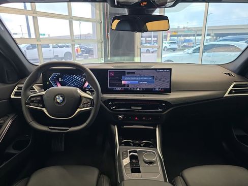 Used 2025 BMW 330i Sedan image 16