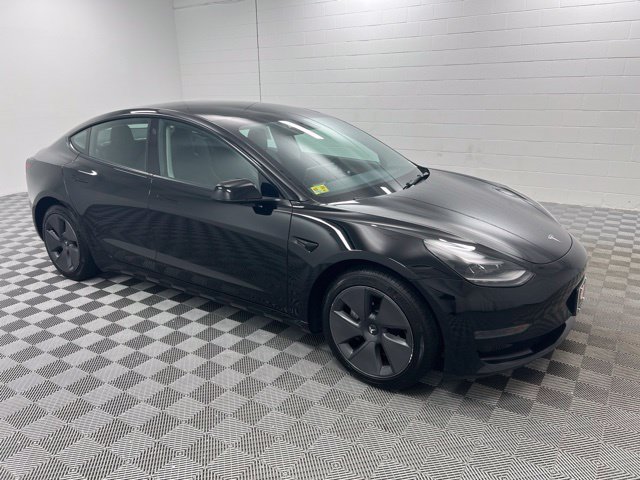 Used 2023 Tesla Model 3 Standard Range RWD image 4