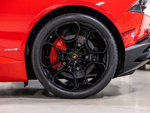 Used 2017 Lamborghini Huracan LP 610-4 image 19