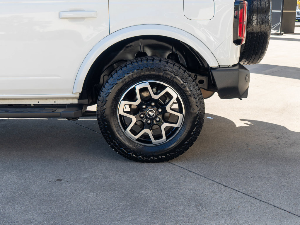 Used 2021 Ford Bronco Outer Banks AWD/4WD image 30