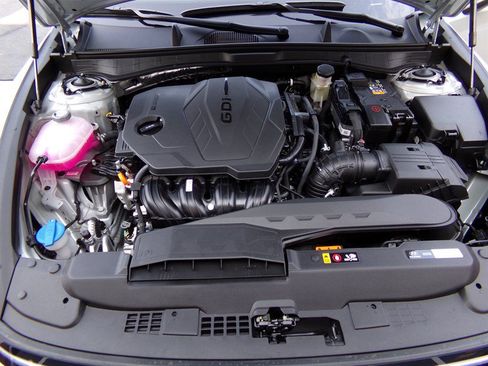 Used 2025 Hyundai Sonata SEL AWD/4WD image 49