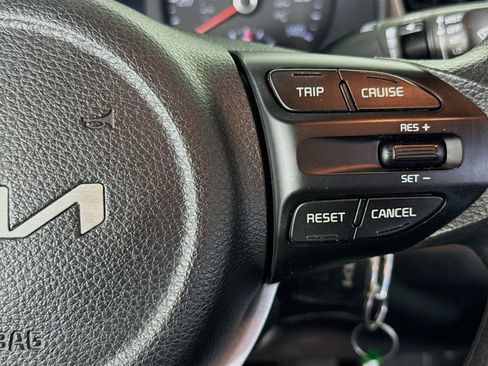 Used 2022 Kia Rio S image 14